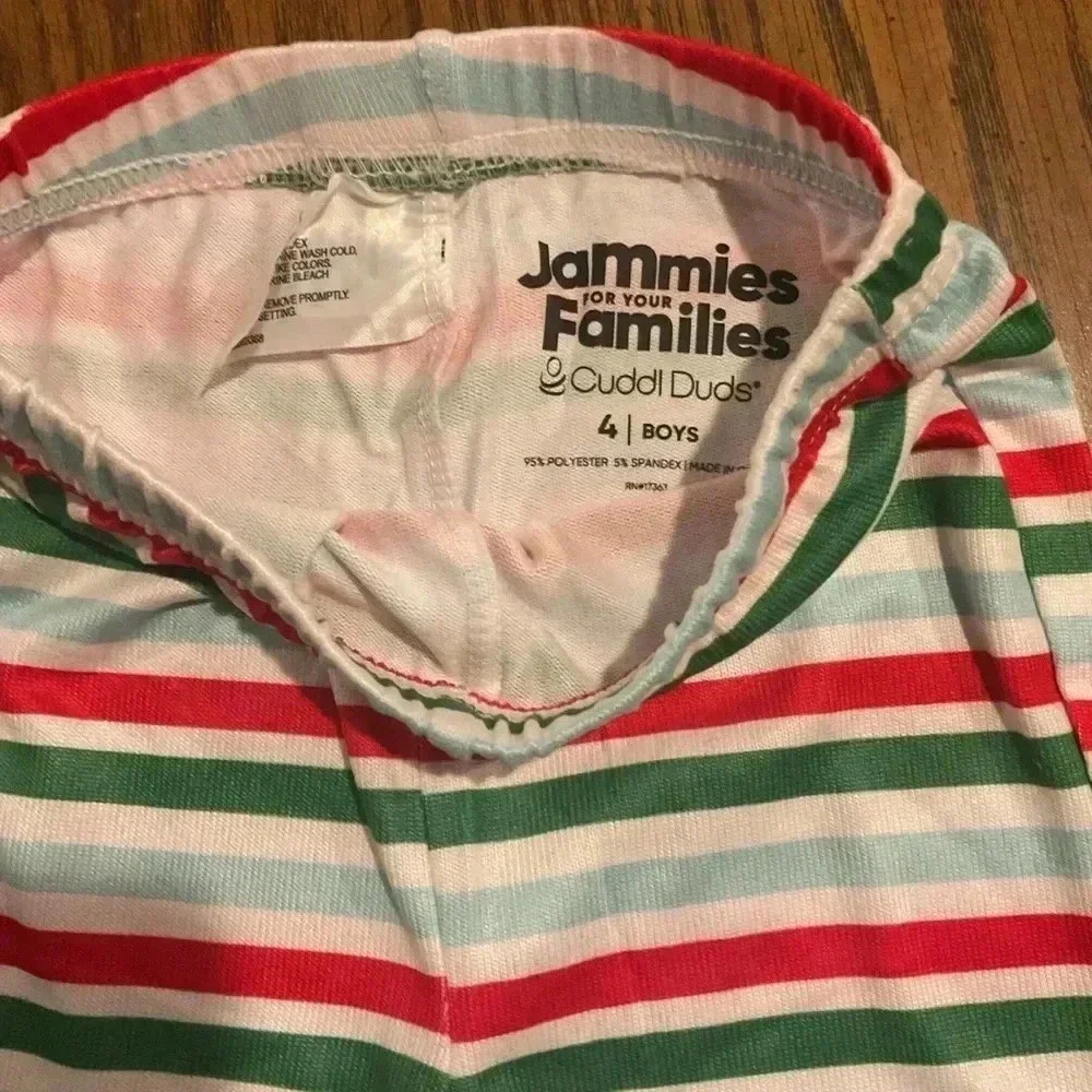 Cuddl Duds Jammies For Your Families kids size 4 Christmas Pajama Set. NWTS!
